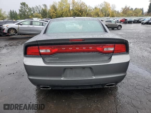 ✅ 2012 Dodge Charger SE • VIN: 2C3CDXBG5CH301193 • Лот: 82717105. Опубликован ранее на Copart с пробегом 180 671 миль. Бесплатный доступ к архиву аукционных продаж из США и подробный отчёт об истории автомобиля на DreamBid. Изображение 6.