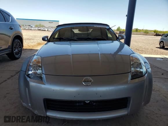 ✅ 2005 Nissan 350Z Touring • VIN: JN1AZ36A55M758916 • Lot: 61917495. Wystawiony na Copart z przebiegiem 33 500 mil. Bezpłatny archiwum sprzedaży aukcyjnych z USA i szczegółowy raport historii pojazdu na DreamBid. Zdjęcie 5.