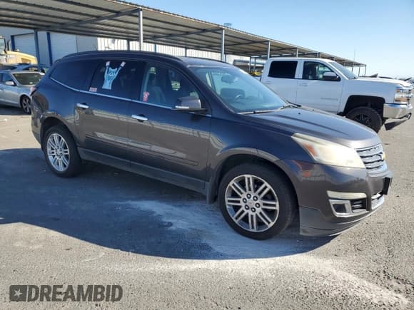 ✅ 2014 Chevrolet Traverse LT • VIN: 1GNKRGKD2EJ225746 • Lot: 82634025. Wystawiony na Copart z przebiegiem 244 980 mil. Bezpłatny archiwum sprzedaży aukcyjnych z USA i szczegółowy raport historii pojazdu na DreamBid. Zdjęcie 4.