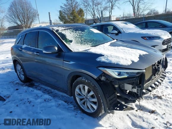 ✅ 2019 Infiniti QX50 Essential • VIN: 3PCAJ5M32KF112130 • Lot: 41327242. Wystawiony na IAAI z przebiegiem 95 028 mil. Bezpłatny archiwum sprzedaży aukcyjnych z USA i szczegółowy raport historii pojazdu na DreamBid. Zdjęcie 1.