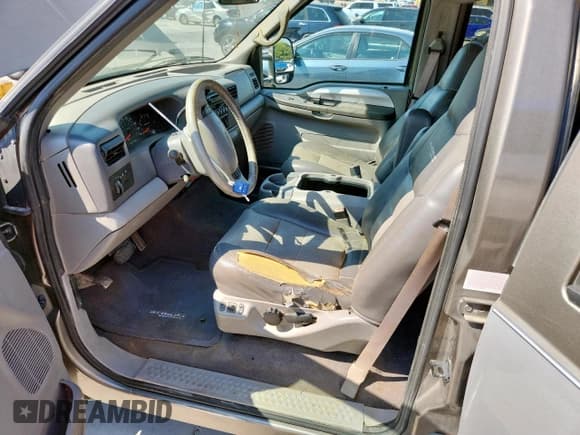 ✅ 2001 Ford F-250 XL • VIN: 1FTNW21F91EC78659 • Lot: 84792955. Wystawiony na Copart z przebiegiem 214 370 mil. Bezpłatny archiwum sprzedaży aukcyjnych z USA i szczegółowy raport historii pojazdu na DreamBid. Zdjęcie 7.