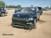 2018 Jeep Compass Limited z VIN 3C4NJDCB6JT365553, wystawiony jako Copart lot #69211095 z przebiegiem 67 121 mil mil oraz Szkoda całkowita • Salvage title. Historia ofert i sprzedaży dostępna na DreamBid. Obrazek 13.