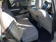 ✅ 2016 Toyota Highlander XLE • VIN: 5TDJKRFH3GS319268 • Lot: 43331180. Wystawiony na IAAI z przebiegiem 136 348 mil. Bezpłatny archiwum sprzedaży aukcyjnych z USA i szczegółowy raport historii pojazdu na DreamBid. Zdjęcie 8.