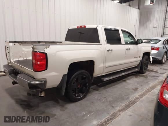 2014 Chevrolet Silverado 1500 LTZ с VIN 3GCUKSEC2EG347357, выставлен на аукционе IAAI как лот 43234660 с пробегом 145 295 миль миль и . История ставок и продаж доступна на DreamBid. Изображение 4.