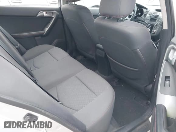 ✅ 2010 Kia Forte SX • VIN: KNAFW4A36A5306226 • Лот: 43895291. Опубликован ранее на IAAI с пробегом 149 892 миль. Бесплатный доступ к архиву аукционных продаж из США и подробный отчёт об истории автомобиля на DreamBid. Изображение 8.