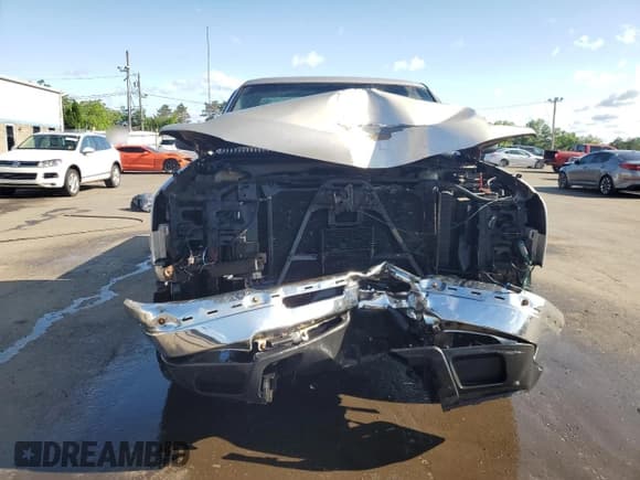 ✅ 2005 Chevrolet Silverado 2500HD Work Truck • VIN: 1GCHK24U15E195753 • Лот: 61837505. Опубликован ранее на Copart с пробегом 176 568 миль. Бесплатный доступ к архиву аукционных продаж из США и подробный отчёт об истории автомобиля на DreamBid. Изображение 5.