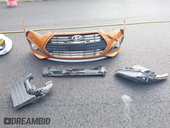 ✅ 2014 Hyundai Veloster Turbo • VIN: KMHTC6AE9EU208312 • Lot: 43273422. Listed on IAAI with 102,780 mi. Free auction sales archive from the USA and detailed vehicle history report at DreamBid. Image 12.