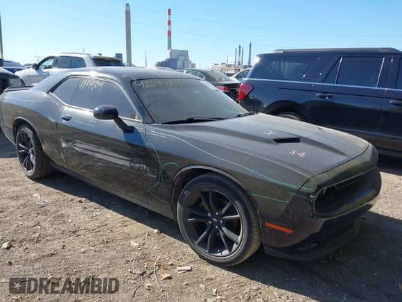 ✅ 2017 Dodge Challenger SXT Plus • VIN: 2C3CDZAG7HH554956 • Lot: 43399319. Wystawiony na IAAI z przebiegiem 150 288 mil mil. Skorzystaj z bezpłatnego archiwum sprzedaży aukcyjnych z USA i zobacz szczegółowy raport historii pojazdu na DreamBid. Zdjęcie 1.