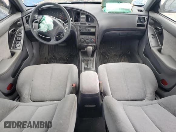 ✅ 2005 Hyundai Elantra GLS • VIN: KMHDN46D55U141498 • Lot: 91031065. Listed on Copart with 145,996 mi. Free auction sales archive from the USA and detailed vehicle history report at DreamBid. Image 8.