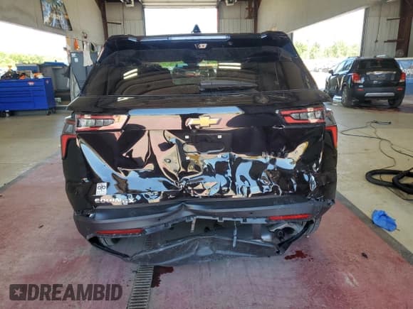 ✅ 2025 Chevrolet Equinox FWD LT • VIN: 3GNAXHEG7SL138118 • Lot: 64287055. Wystawiony na Copart z przebiegiem 4 930 mil. Bezpłatny archiwum sprzedaży aukcyjnych z USA i szczegółowy raport historii pojazdu na DreamBid. Zdjęcie 6.