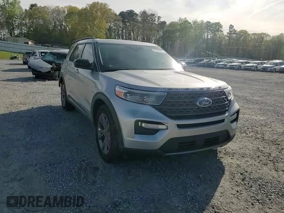 ✅ 2024 Ford Explorer XLT • VIN: 1FMSK7DH4RGA55689 • Lot: 50500075. Wystawiony na Copart z przebiegiem 11 170 mil. Bezpłatny archiwum sprzedaży aukcyjnych z USA i szczegółowy raport historii pojazdu na DreamBid. Zdjęcie 11.