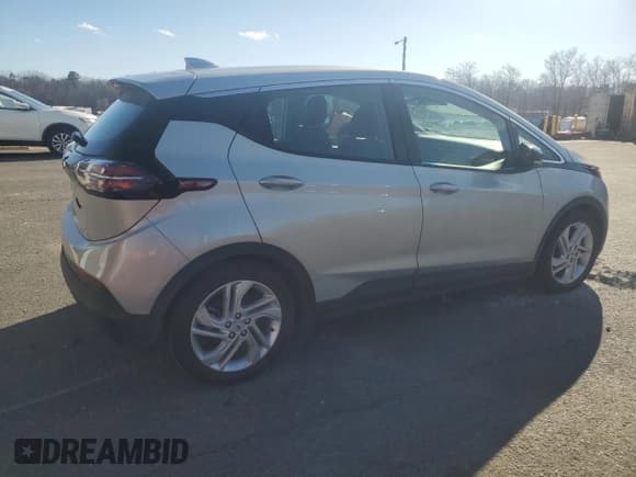 ✅ 2023 Chevrolet Bolt EV 1LT • VIN: 1G1FW6S04P4199963 • Lot: 44588125. Wystawiony na Copart z przebiegiem 26 953 mil. Bezpłatny archiwum sprzedaży aukcyjnych z USA i szczegółowy raport historii pojazdu na DreamBid. Zdjęcie 3.