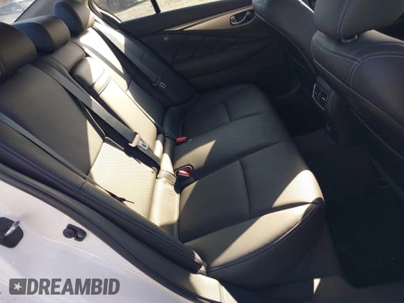 ✅ 2023 Infiniti Q50 Luxe • VIN: JN1EV7BR8PM540570 • Lot: 41131629. Listed on IAAI with 5,964 mi. Free auction sales archive from the USA and detailed vehicle history report at DreamBid. Image 8.
