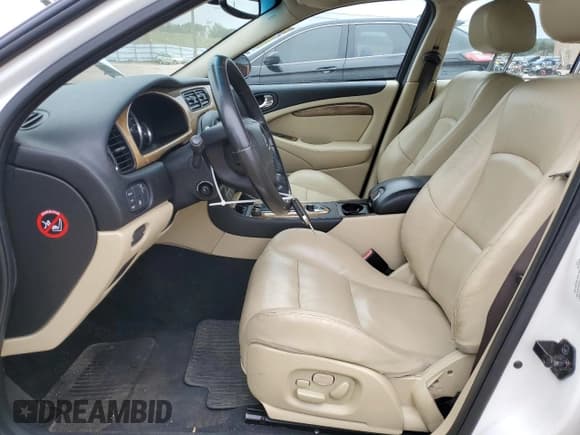 ✅ 2005 Jaguar S-Type • VIN: SAJWA03V051N15727 • Lot: 84951645. Listed on Copart with 134,170 mi. Free auction sales archive from the USA and detailed vehicle history report at DreamBid. Image 7.