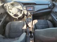 ✅ 2020 Nissan Kicks S • VIN: 3N1CP5BV5LL529596 • Lot: 89682095. Wystawiony na Copart z przebiegiem 154 215 mil. Bezpłatny archiwum sprzedaży aukcyjnych z USA i szczegółowy raport historii pojazdu na DreamBid. Zdjęcie 8.