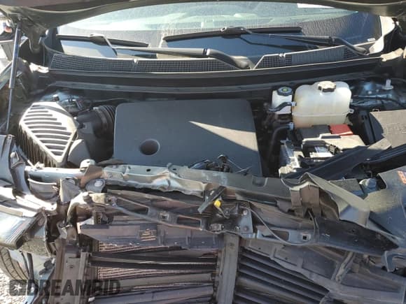 ✅ 2023 Chevrolet Traverse LT Cloth • VIN: 1GNERGKW2PJ146126 • Lot: 80157385. Wystawiony na Copart z przebiegiem 47 698 mil. Bezpłatny archiwum sprzedaży aukcyjnych z USA i szczegółowy raport historii pojazdu na DreamBid. Zdjęcie 12.