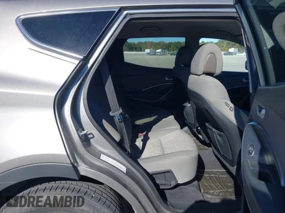 ✅ 2017 Hyundai Santa Fe 2.4L • VIN: 5XYZTDLB3HG406153 • Lot: 43528317. Listed on IAAI with 170,040 mi. Free auction sales archive from the USA and detailed vehicle history report at DreamBid. Image 8.