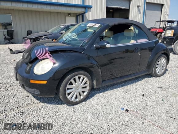 ✅ 2008 Volkswagen Beetle SE • VIN: 3VWRF31Y58M406342 • Lot: 68960145. Wystawiony na Copart z przebiegiem 149 920 mil. Bezpłatny archiwum sprzedaży aukcyjnych z USA i szczegółowy raport historii pojazdu na DreamBid. Zdjęcie 1.