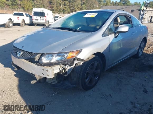 ✅ 2012 Honda Civic LX • VIN: 2HGFG3B56CH555858 • Lot: 43415005. Listed on IAAI with 152,253 mi. Free auction sales archive from the USA and detailed vehicle history report at DreamBid. Image 17.