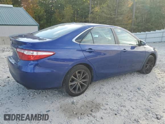 2016 Toyota Camry SE with VIN 4T1BF1FK7GU567052, listed as a Copart auction lot 84863865 with 87,864 mi miles and Salvage title. Bid and sale history available at DreamBid. Image 3.