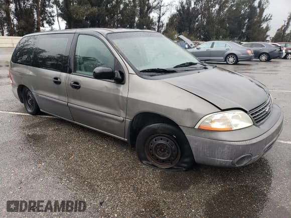 ✅ 2001 Ford Windstar LX • VIN: 2FMZA50421BB95048 • Lot: 45223795. Wystawiony na Copart z przebiegiem 208 984 mil. Bezpłatny archiwum sprzedaży aukcyjnych z USA i szczegółowy raport historii pojazdu na DreamBid. Zdjęcie 4.