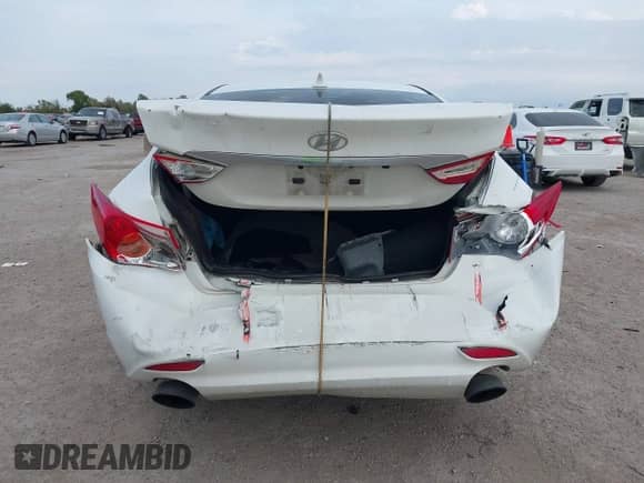 2011 Hyundai Sonata Limited with VIN 5NPEC4ACXBH044350, listed as a IAAI auction lot 43504539 with 253,786 mi miles and . Bid and sale history available at DreamBid. Image 16.