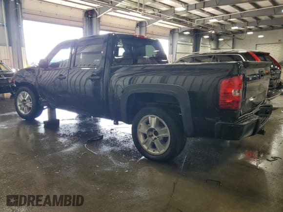 ✅ 2012 Chevrolet Silverado 1500 LT • VIN: 1GCPKSE71CF205368 • Lot: 84212365. Listed on Copart with 228,638 mi. Free auction sales archive from the USA and detailed vehicle history report at DreamBid. Image 2.
