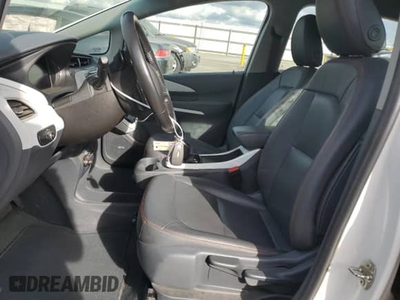 2021 Chevrolet Bolt EV Premier z VIN 1G1FZ6S06M4100157, wystawiony jako Copart lot #46429964 z przebiegiem 29 641 mil mil oraz . Historia ofert i sprzedaży dostępna na DreamBid. Obrazek 7.