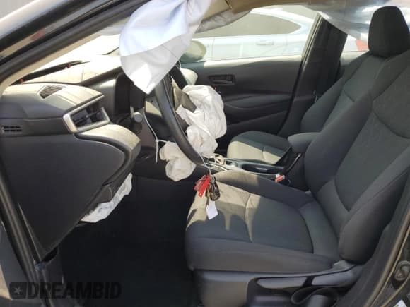 ✅ 2022 Toyota Corolla LE • VIN: 5YFEPMAE2NP360595 • Lot: 57749155. Wystawiony na Copart z przebiegiem Nie podano. Bezpłatny archiwum sprzedaży aukcyjnych z USA i szczegółowy raport historii pojazdu na DreamBid. Zdjęcie 7.