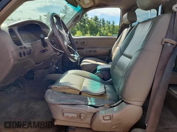 ✅ 2002 Toyota Tundra Limited • VIN: 5TBBT48162S269486 • Лот: 70569075. Опубликован ранее на Copart с пробегом Не указан. Бесплатный доступ к архиву аукционных продаж из США и подробный отчёт об истории автомобиля на DreamBid. Изображение 7.