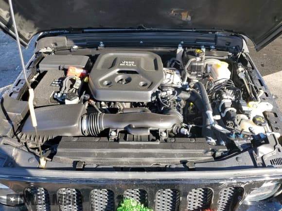 ✅ 2020 Jeep Wrangler Unlimited Sport • VIN: 1C4HJXDN6LW170024 • Lot: 85599404. Listed on Copart with 85,618 mi. Free auction sales archive from the USA and detailed vehicle history report at DreamBid. Image 11.