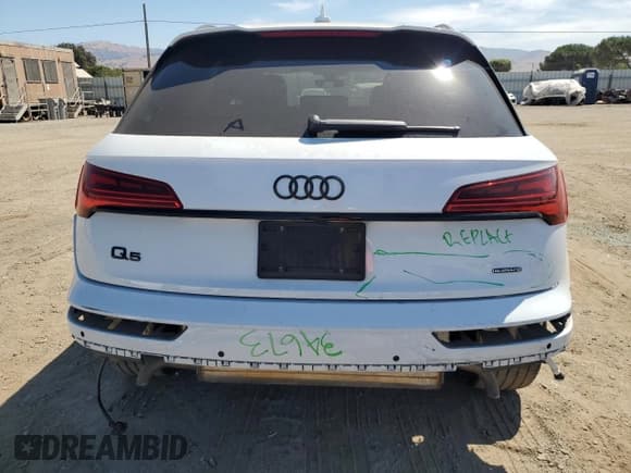 ✅ 2023 Audi Q5 S line Prestige • VIN: WA1FAAFY3P2167732 • Lot: 66558095. Wystawiony na Copart z przebiegiem 22 481 mil. Bezpłatny archiwum sprzedaży aukcyjnych z USA i szczegółowy raport historii pojazdu na DreamBid. Zdjęcie 6.