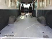 ✅ 2024 Mercedes-Benz Sprinter • VIN: W1W4NCHY6RT164156 • Lot: 60569285. Wystawiony na Copart z przebiegiem 12 867 mil. Bezpłatny archiwum sprzedaży aukcyjnych z USA i szczegółowy raport historii pojazdu na DreamBid. Zdjęcie 10.