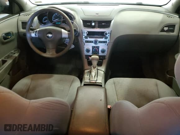 ✅ 2010 Chevrolet Malibu 1LS • VIN: 1G1ZB5EB8AF161728 • Lot: 68119684. Listed on Copart with 228,036 mi. Free auction sales archive from the USA and detailed vehicle history report at DreamBid. Image 8.