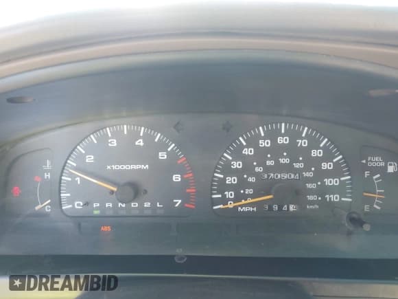 ✅ 1998 Toyota 4Runner SR5 • VIN: JT3HN86R8W0155448 • Lot: 43797506. Wystawiony na IAAI z przebiegiem 370 504 mil. Bezpłatny archiwum sprzedaży aukcyjnych z USA i szczegółowy raport historii pojazdu na DreamBid. Zdjęcie 7.