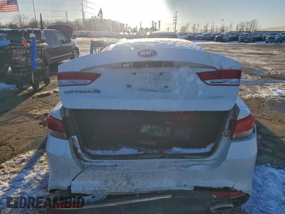 ✅ 2017 Kia Optima LX • VIN: 5XXGT4L37HG151043 • Lot: 95330645. Listed on Copart with 94,435 mi. Free auction sales archive from the USA and detailed vehicle history report at DreamBid. Image 6.