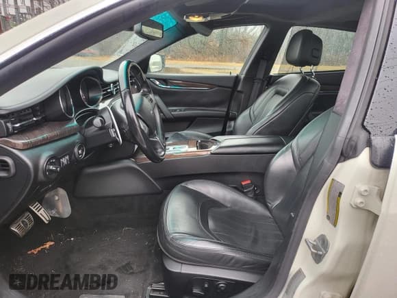 ✅ 2014 Maserati Quattroporte S Q4 • VIN: ZAM56RRA5E1106512 • Lot: 87229344. Wystawiony na Copart z przebiegiem 833 310 mil. Bezpłatny archiwum sprzedaży aukcyjnych z USA i szczegółowy raport historii pojazdu na DreamBid. Zdjęcie 5.