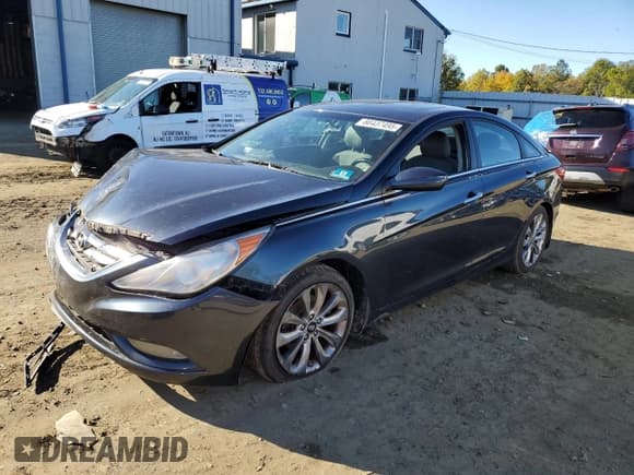 ✅ 2011 Hyundai Sonata Limited • VIN: 5NPEC4AC0BH274057 • Lot: 86437495. Listed on Copart with 157,715 mi. Free auction sales archive from the USA and detailed vehicle history report at DreamBid. Image 1.