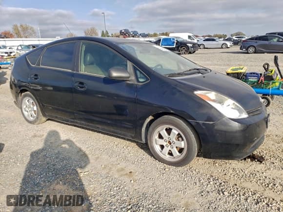 ✅ 2005 Toyota Prius • VIN: JTDKB20UX53032574 • Lot: 95195415. Listed on Copart with Not provided. Free auction sales archive from the USA and detailed vehicle history report at DreamBid. Image 4.