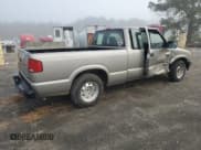 ✅ 2003 Chevrolet S-10 LS • VIN: 1GCCS19X038247523 • Лот: 42861085. Опубликован ранее на Copart с пробегом Не указан. Бесплатный доступ к архиву аукционных продаж из США и подробный отчёт об истории автомобиля на DreamBid. Изображение 3.