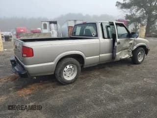 ✅ 2003 Chevrolet S-10 LS • VIN: 1GCCS19X038247523 • Лот: 42861085. Опубликован ранее на Copart с пробегом Не указан. Бесплатный доступ к архиву аукционных продаж из США и подробный отчёт об истории автомобиля на DreamBid. Изображение 3.