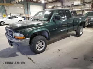 ✅ 1999 Dodge Dakota SLT • VIN: 1B7GG22Y9XS299933 • Lot: 82360644. Wystawiony na Copart z przebiegiem 146 506 mil. Bezpłatny archiwum sprzedaży aukcyjnych z USA i szczegółowy raport historii pojazdu na DreamBid. Zdjęcie 1.