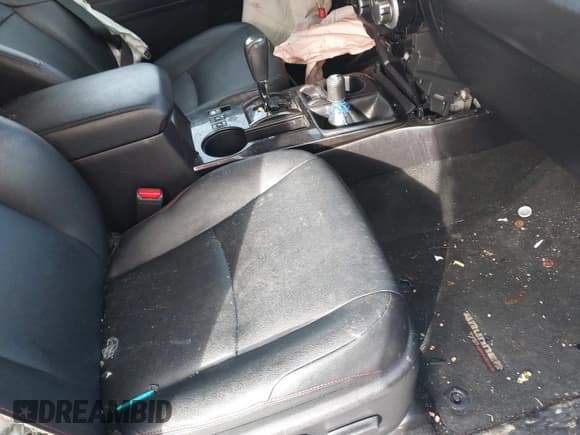 ✅ 2016 Toyota 4Runner Limited • VIN: JTEBU5JR9G5276810 • Lot: 41463371. Listed on IAAI with 135,593 mi. Free auction sales archive from the USA and detailed vehicle history report at DreamBid. Image 5.