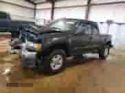 2008 Chevrolet Colorado 2LT z VIN 1GCDT49E188183873, wystawiony jako Copart lot #54314755 z przebiegiem 104 757 mil mil oraz Szkoda całkowita • Salvage title. Historia ofert i sprzedaży dostępna na DreamBid. Obrazek 1.