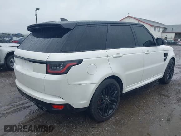 ✅ 2017 Land Rover Range Rover Sport SVR • VIN: SALWZ2FE2HA144422 • Lot: 42331478. Wystawiony na IAAI z przebiegiem 63 800 mil. Bezpłatny archiwum sprzedaży aukcyjnych z USA i szczegółowy raport historii pojazdu na DreamBid. Zdjęcie 4.