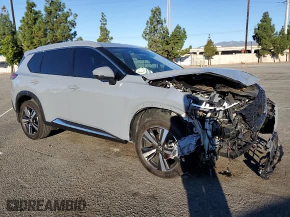 ✅ 2022 Nissan Rogue Platinum • VIN: JN8BT3DC2NW120588 • Лот: 87463475. Опубликован ранее на Copart с пробегом 16 260 миль. Бесплатный доступ к архиву аукционных продаж из США и подробный отчёт об истории автомобиля на DreamBid. Изображение 4.