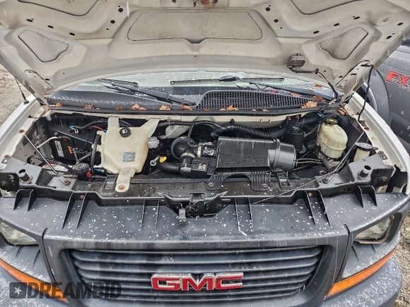 ✅ 2016 GMC Savana • VIN: 1GJZ7NFF5G1223403 • Лот: 94240315. Опубликован ранее на Copart с пробегом 184 780 миль. Бесплатный доступ к архиву аукционных продаж из США и подробный отчёт об истории автомобиля на DreamBid. Изображение 12.