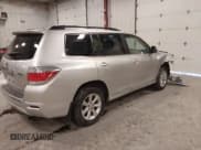 ✅ 2011 Toyota Highlander • VIN: JTEBC3EH5B2000207 • Lot: 41449768. Listed on IAAI with 161,488 mi. Free auction sales archive from the USA and detailed vehicle history report at DreamBid. Image 4.