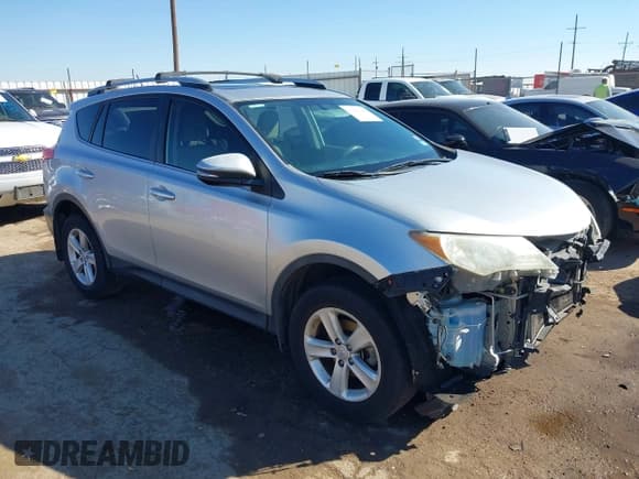 ✅ 2013 Toyota RAV4 XLE • VIN: JTMWFREV0DD000743 • Lot: 43451349. Listed on IAAI with 227,330 mi. Free auction sales archive from the USA and detailed vehicle history report at DreamBid. Image 1.