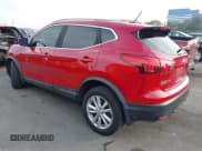 ✅ 2018 Nissan Rogue S • VIN: JN1BJ1CP2JW194679 • Lot: 43682107. Wystawiony na IAAI z przebiegiem 29 229 mil. Bezpłatny archiwum sprzedaży aukcyjnych z USA i szczegółowy raport historii pojazdu na DreamBid. Zdjęcie 3.
